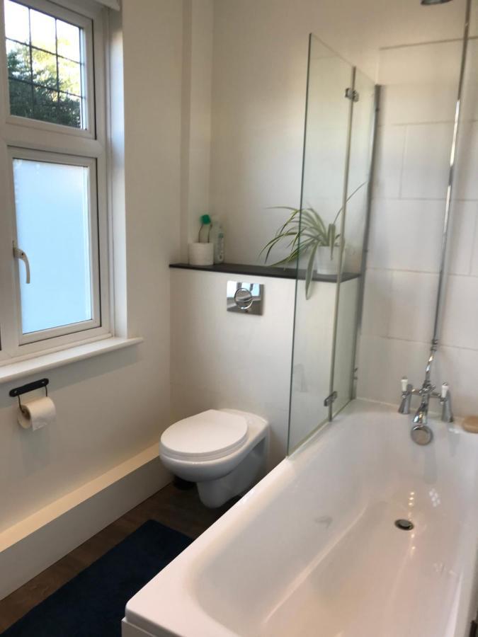 Regent Road Annexe Apartamento Surbiton Exterior foto